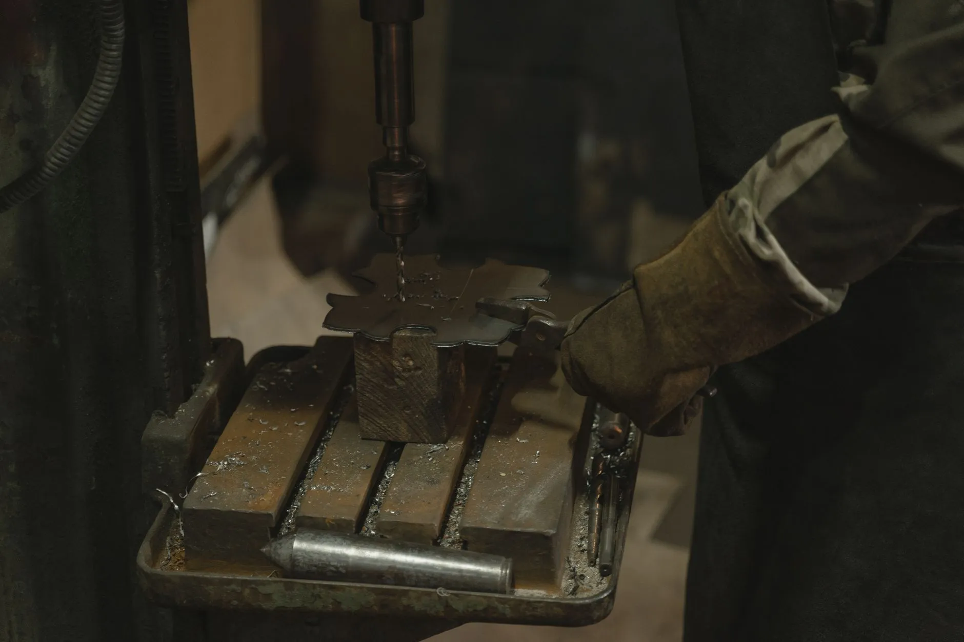 华中工业激光打标设备技术优势及方案解析