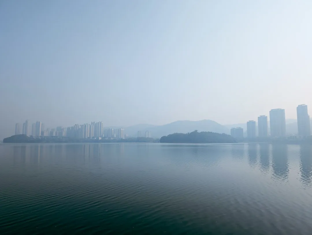 激光切割机型号参数对比：湖北絮沽亮设备选型指南